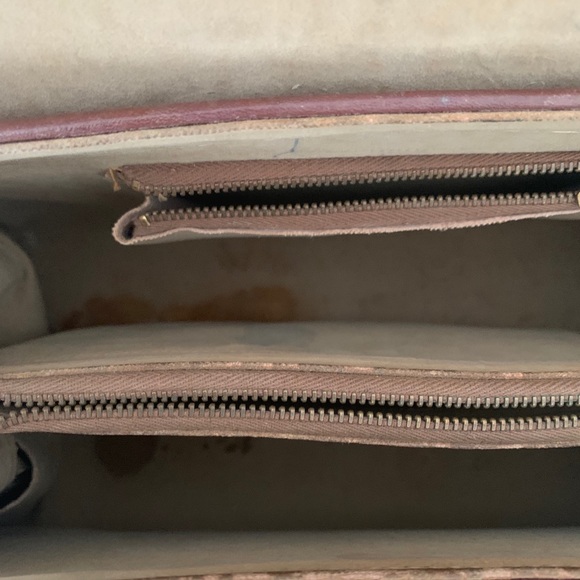 Vintage 1970’s Boho Tooled Leather Bag - Picture 9 of 10